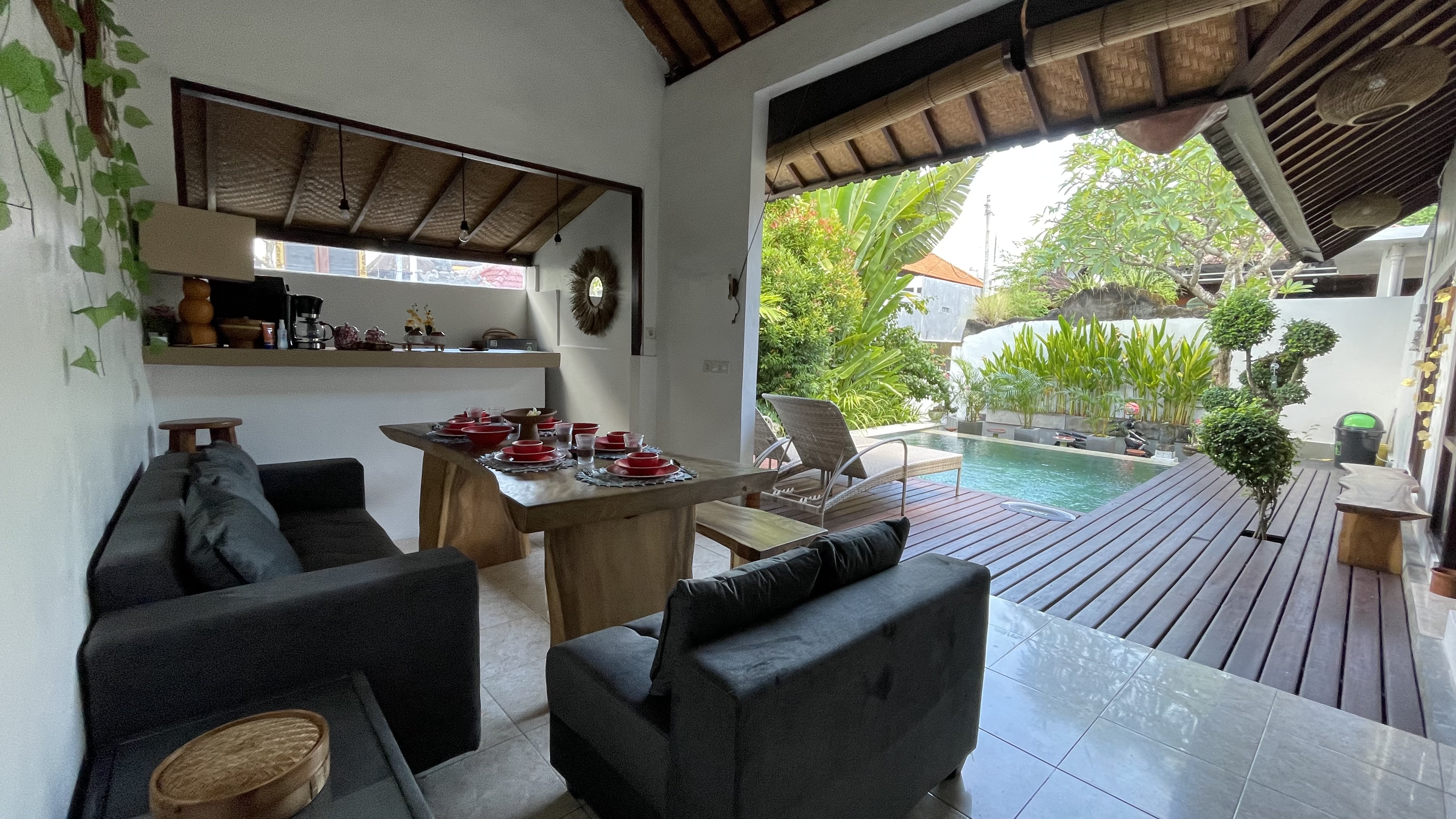 Living & dining