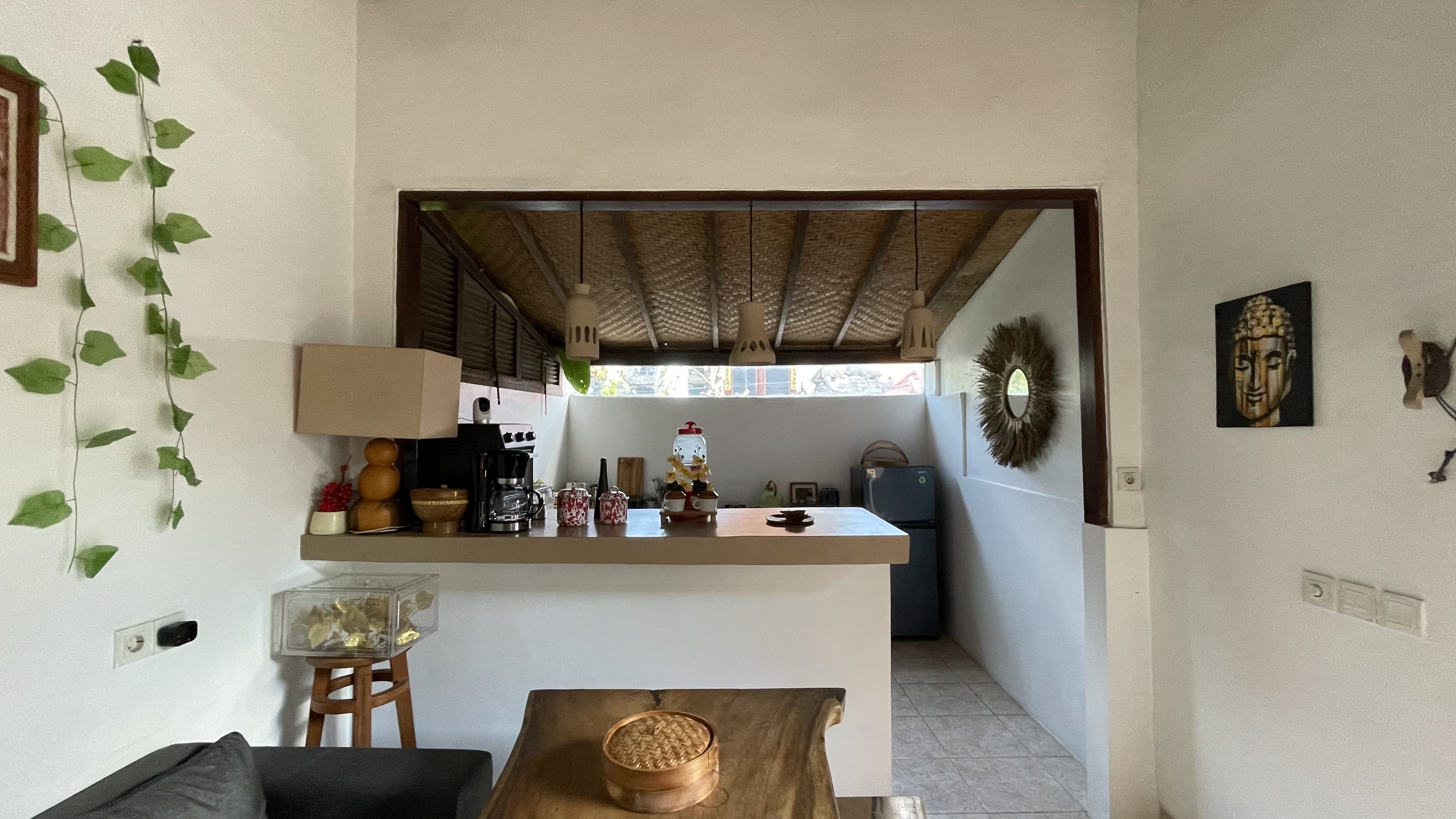 Kitchen bar