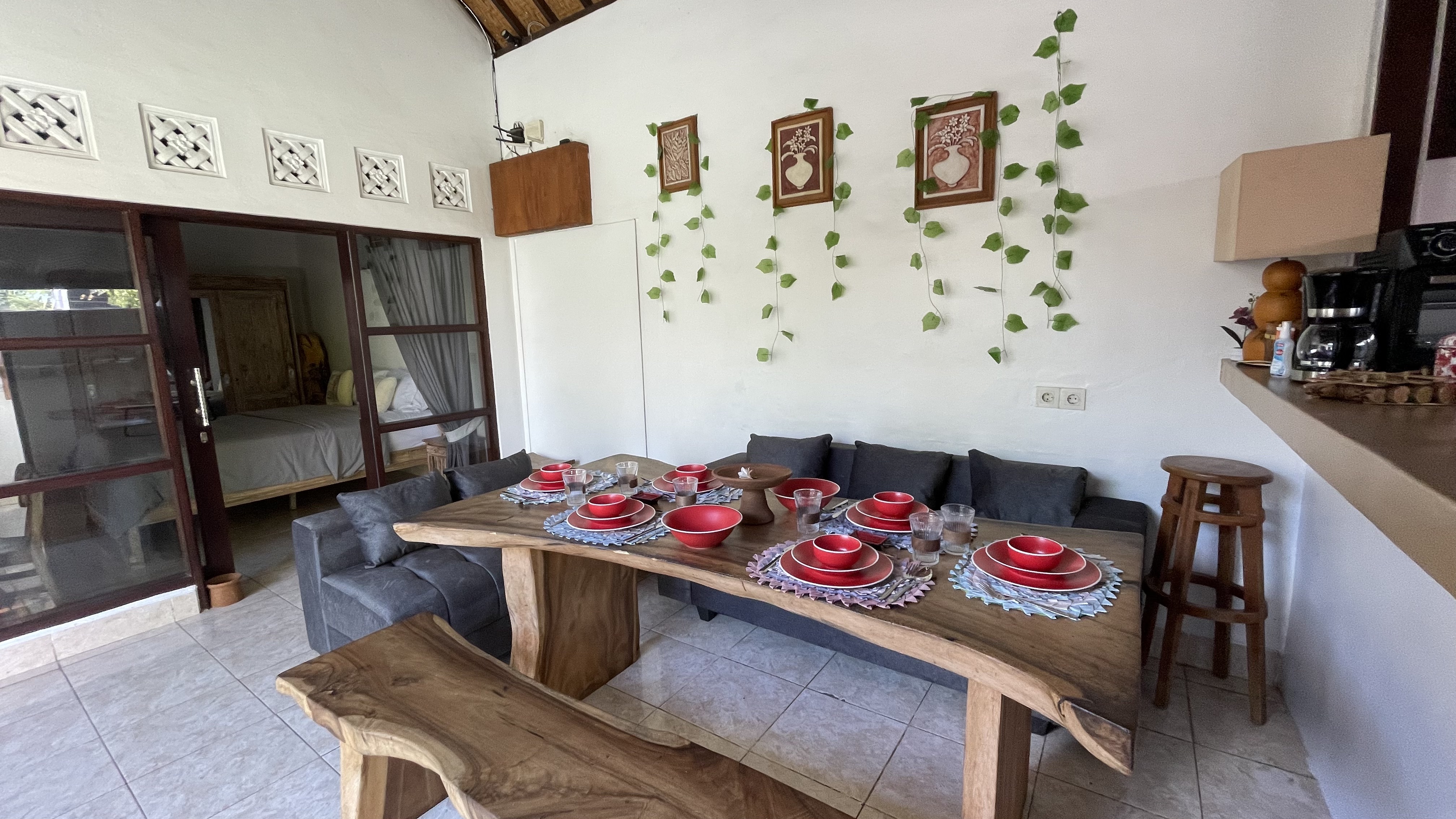 Dining detail